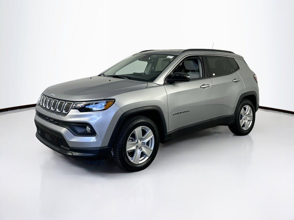2022 Jeep Compass Latitude FWD