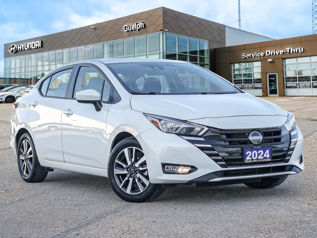 2024 Nissan Versa SV FWD