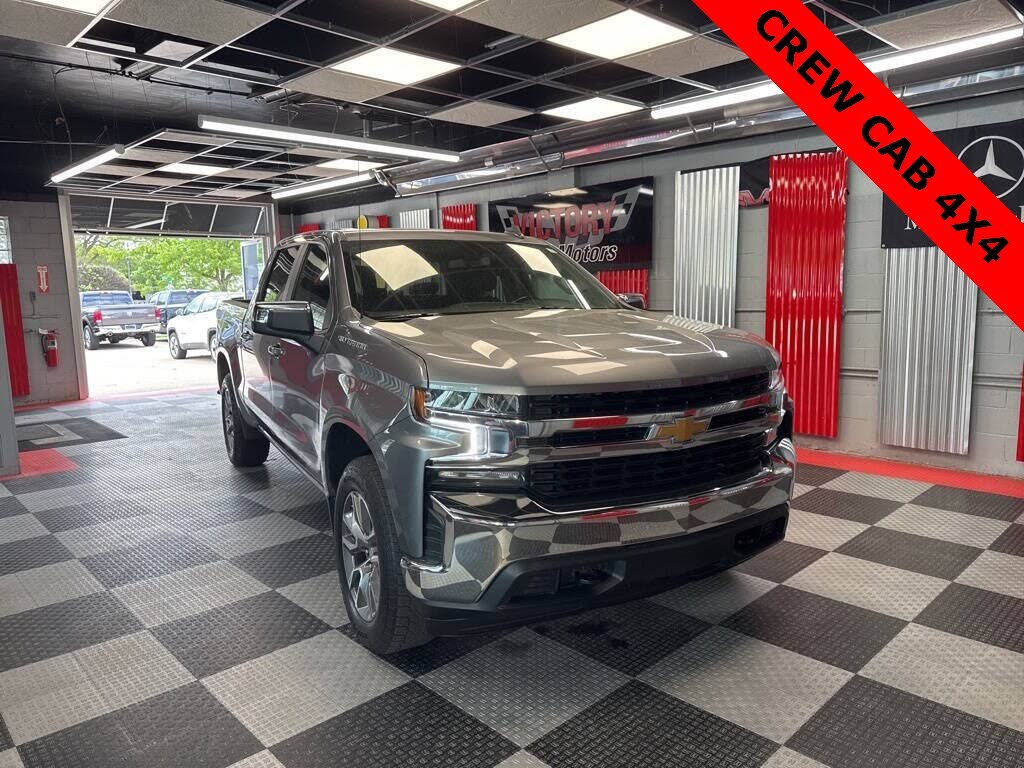 2022 Chevrolet Silverado 1500 LT Crew Cab 4WD