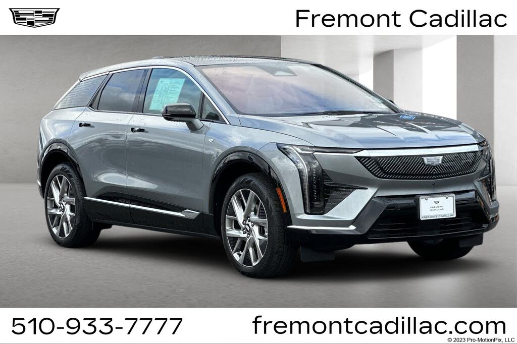 2025 Cadillac OPTIQ Luxury 1 AWD