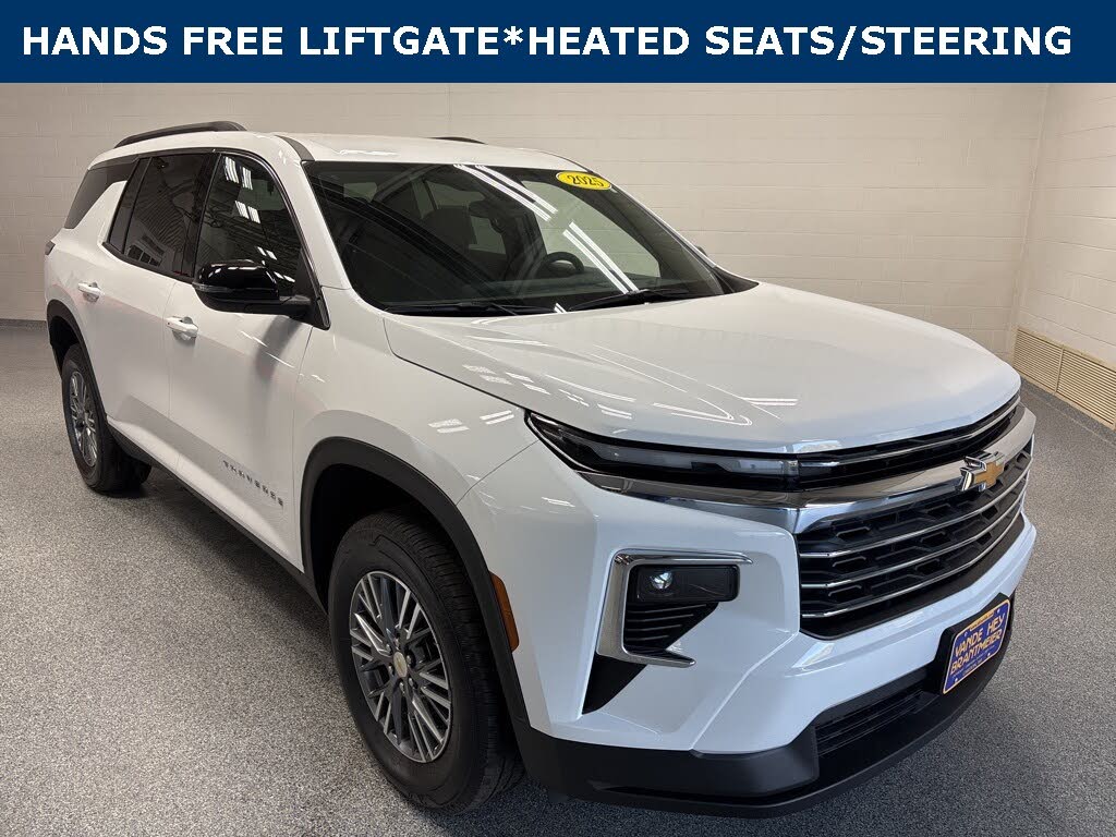 2025 Chevrolet Traverse LT FWD