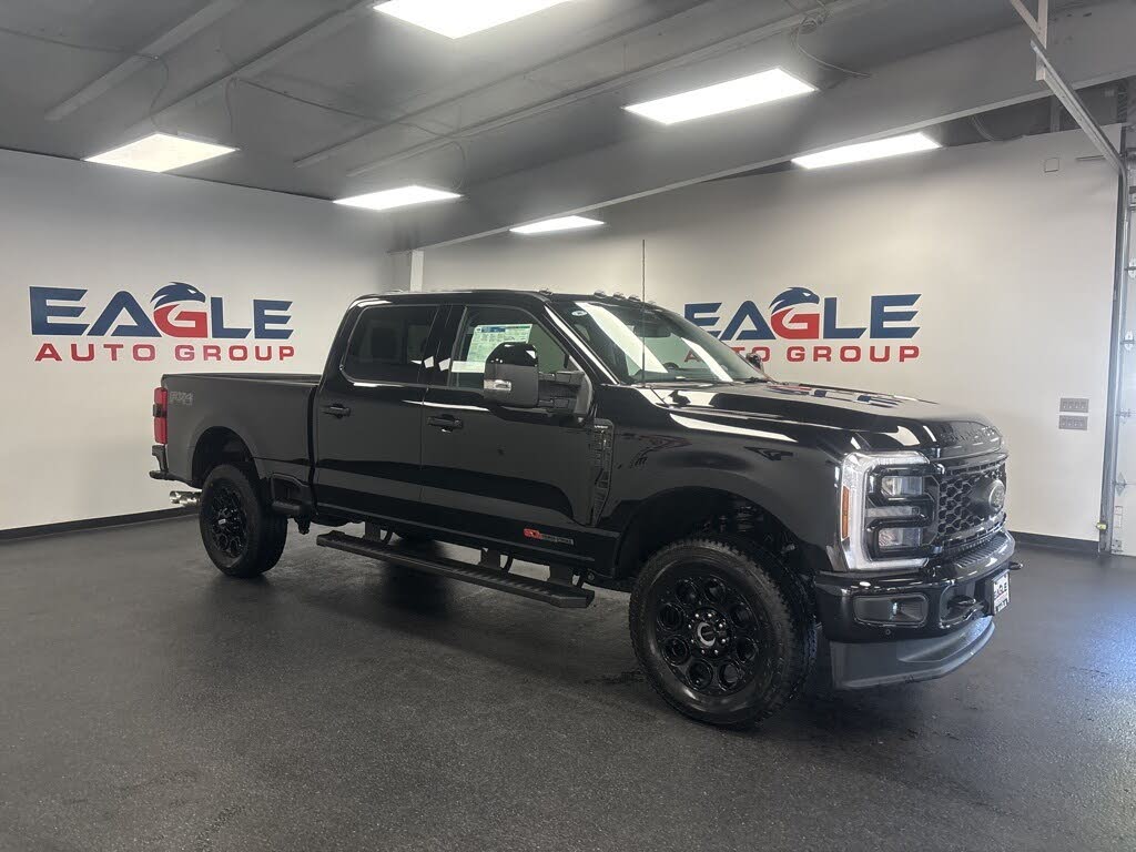 2026 Ford F-350 Super Duty Lariat Crew Cab 4WD