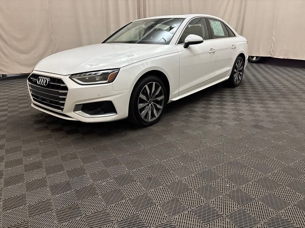 2022 Audi A4 quattro Premium Plus 40 TFSI AWD