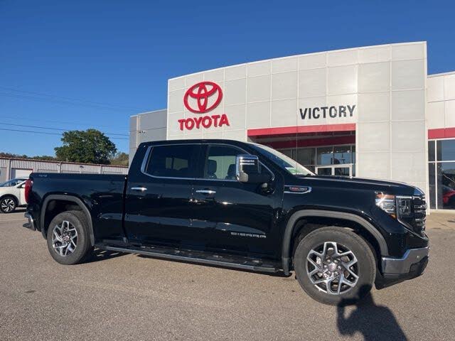 2023 GMC Sierra 1500 SLT Crew Cab 4WD