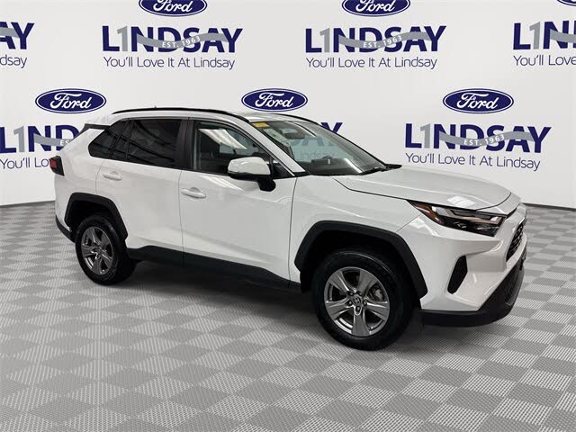2024 Toyota RAV4 XLE FWD