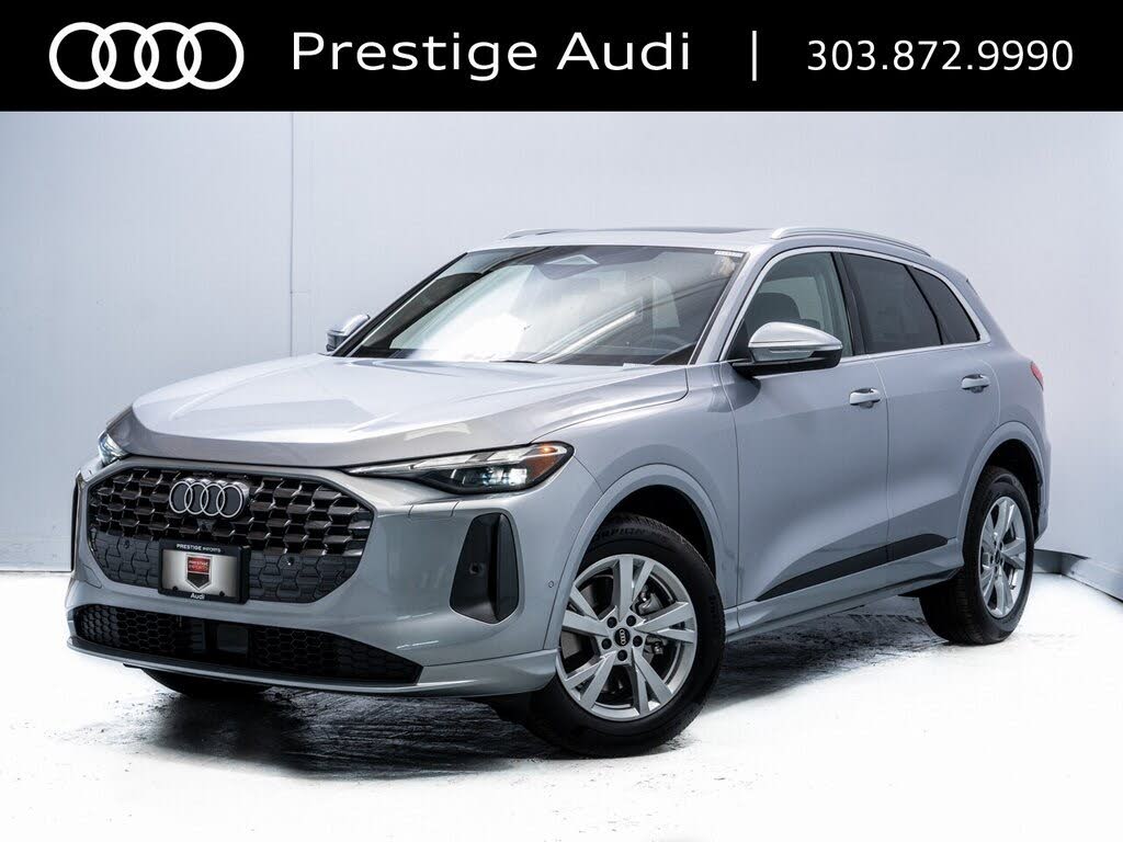 2025 Audi Q5 quattro Premium 40 TFSI