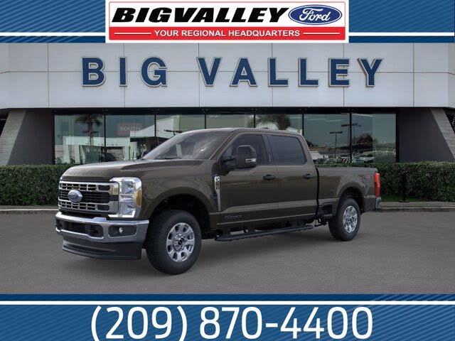 2025 Ford F-250 Super Duty XLT Crew Cab 4WD