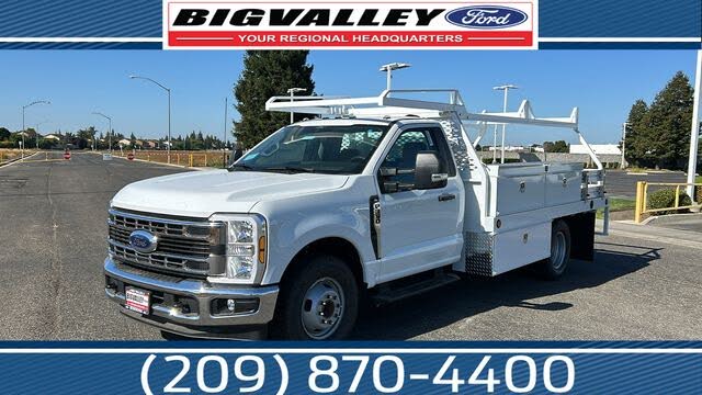 2025 Ford F-350 Super Duty Chassis XL Regular Cab DRW RWD
