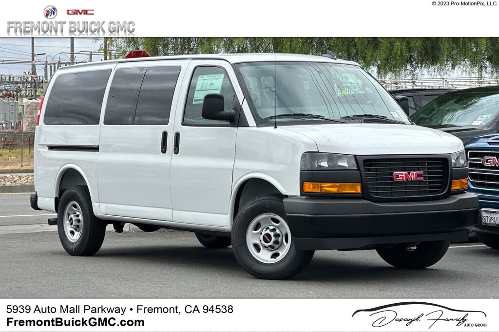 2025 GMC Savana LS 2500 RWD