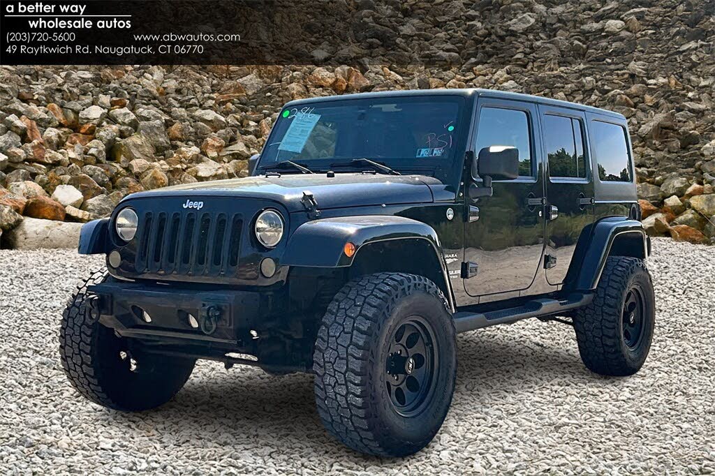 2014 Jeep Wrangler Unlimited Sahara 4WD