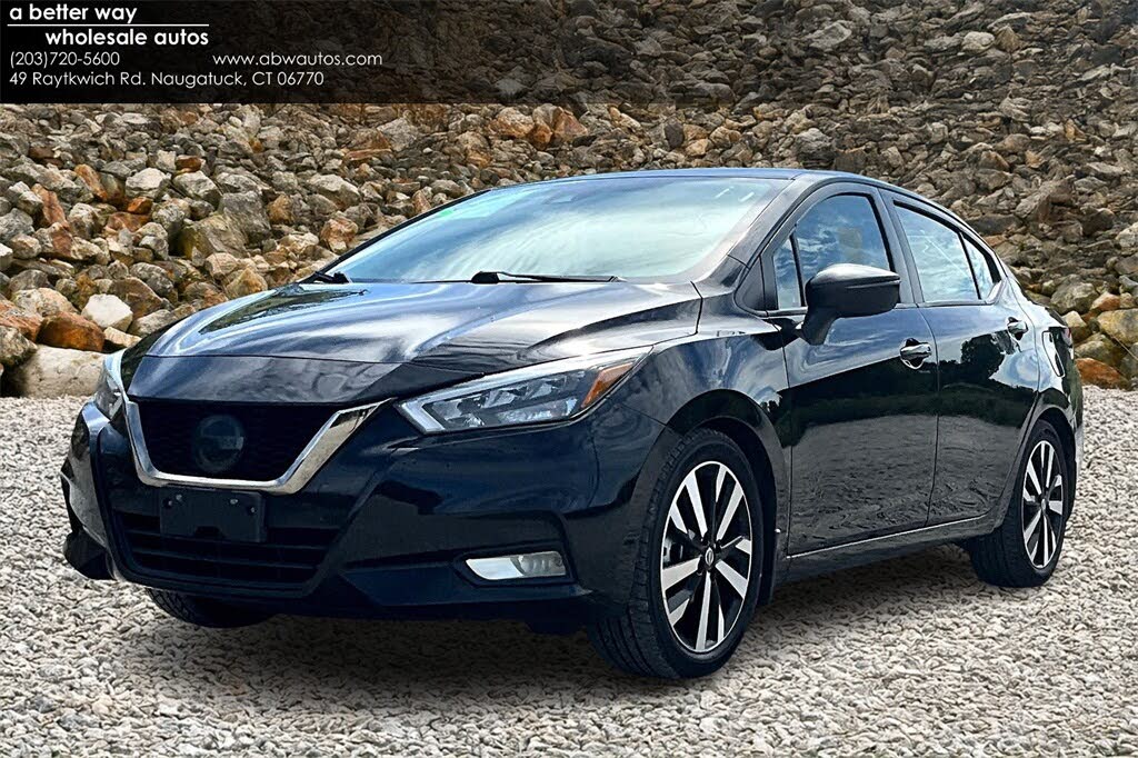 2021 Nissan Versa SR FWD