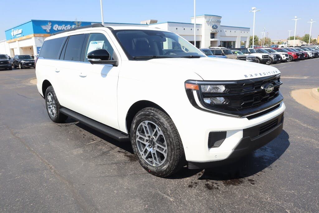 2025 Ford Expedition MAX Active 4WD