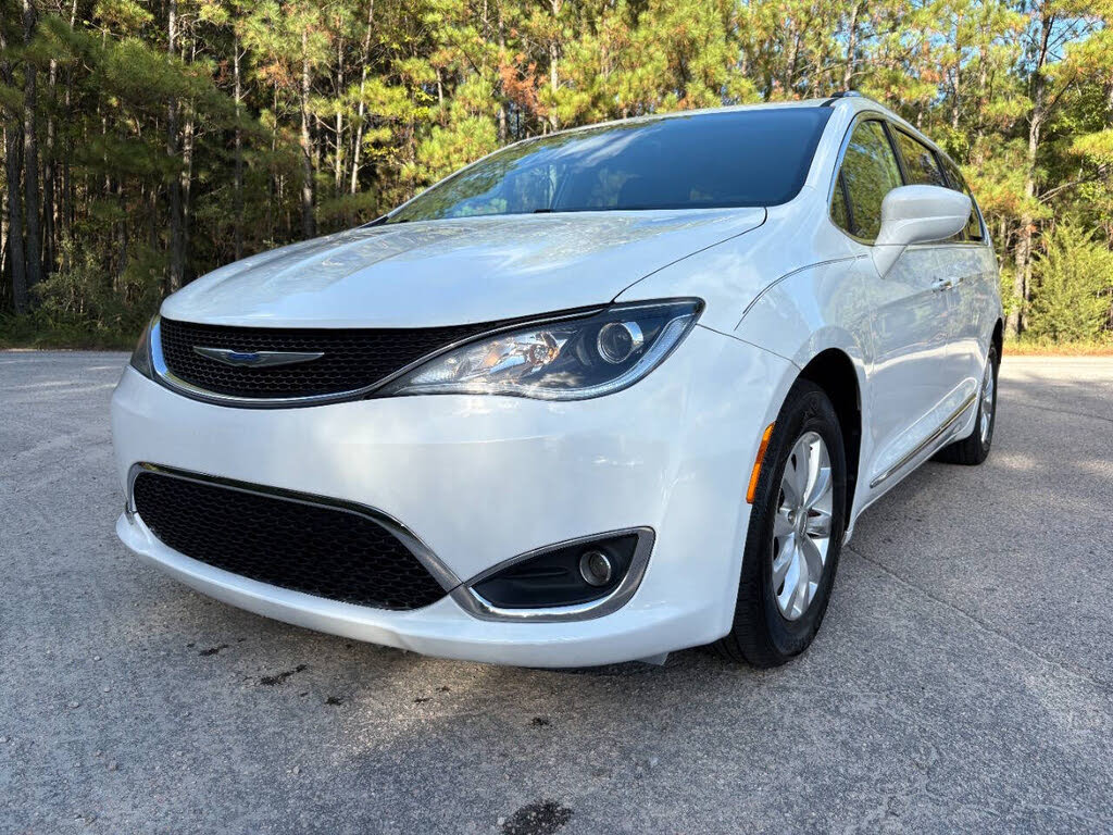2018 Chrysler Pacifica Touring L FWD