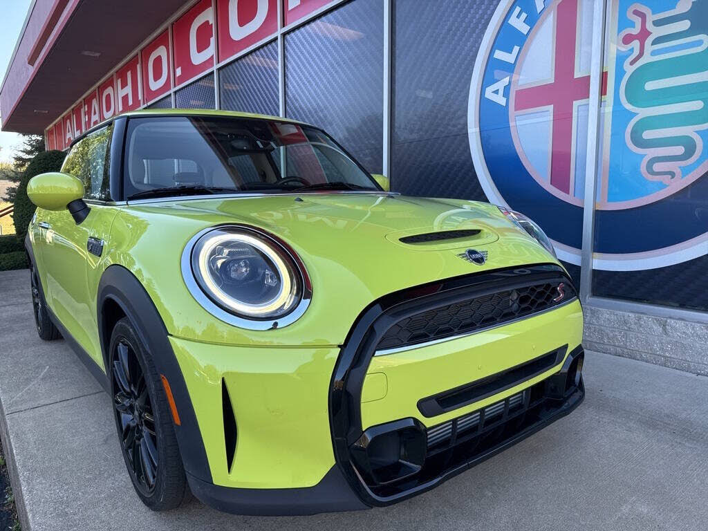 2023 MINI Cooper S 2-Door Hatchback FWD
