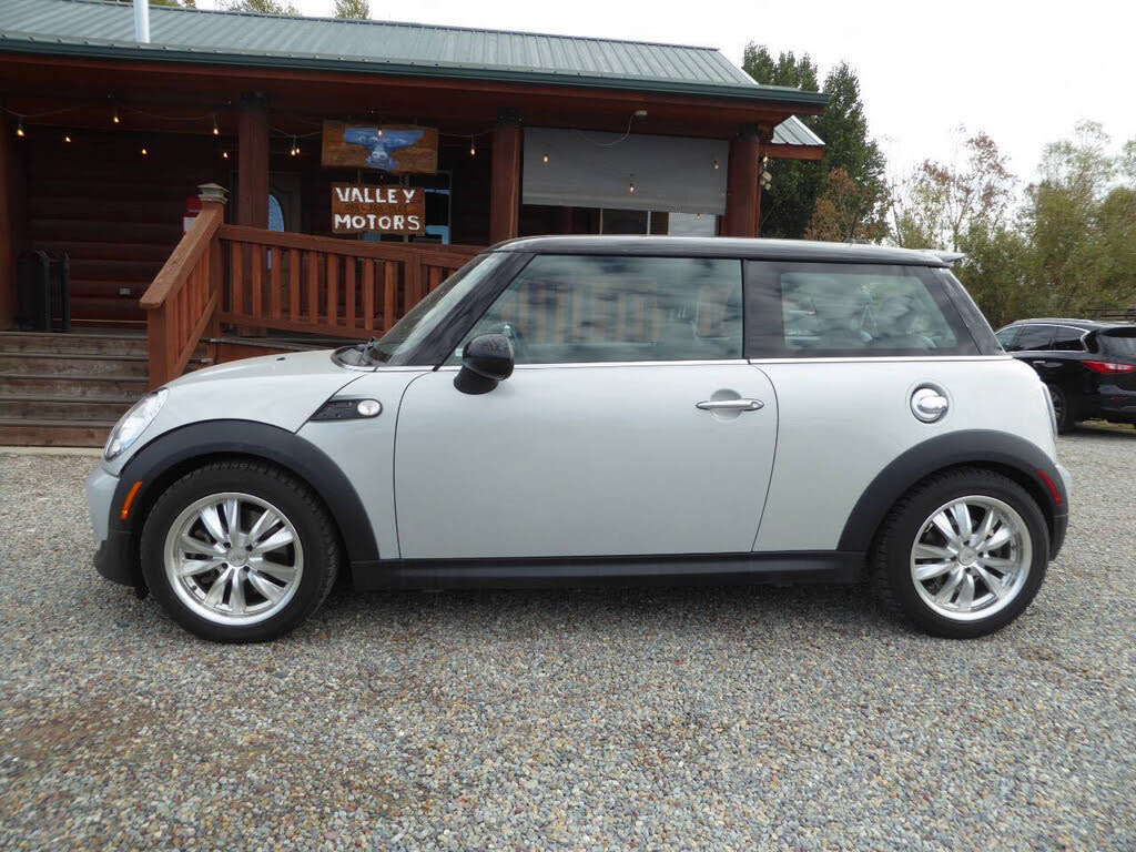 2013 MINI Cooper S Hatchback FWD