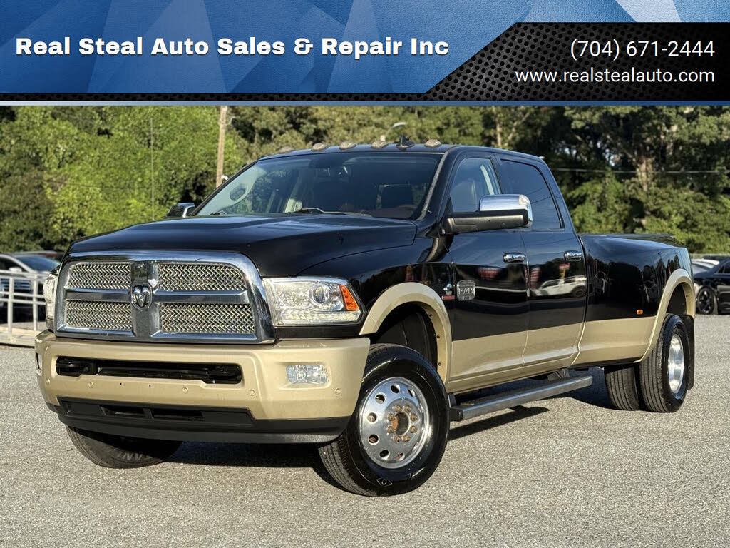 2017 RAM 3500 Laramie Longhorn Crew Cab LB DRW 4WD