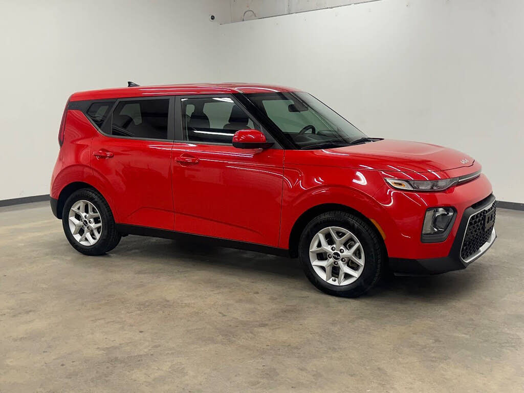 2022 Kia Soul LX FWD