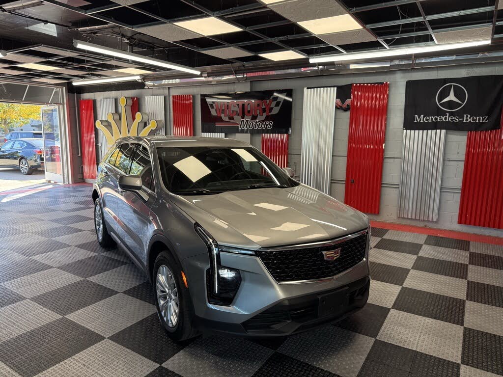 2024 Cadillac XT4 Luxury FWD