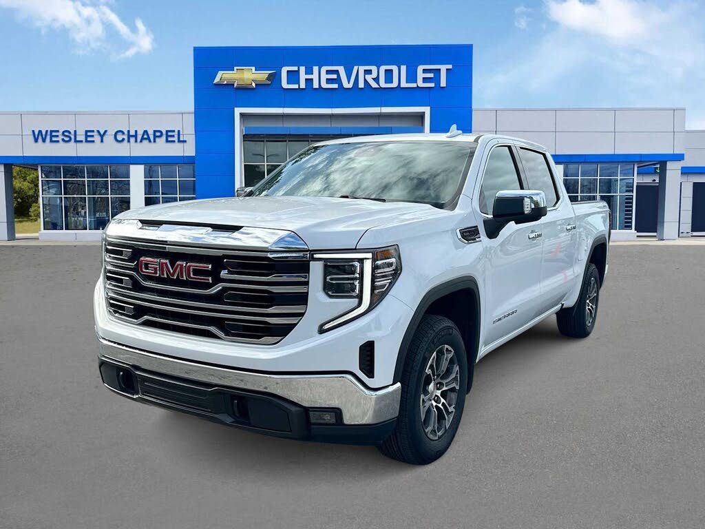 2024 GMC Sierra 1500 SLT Crew Cab 4WD