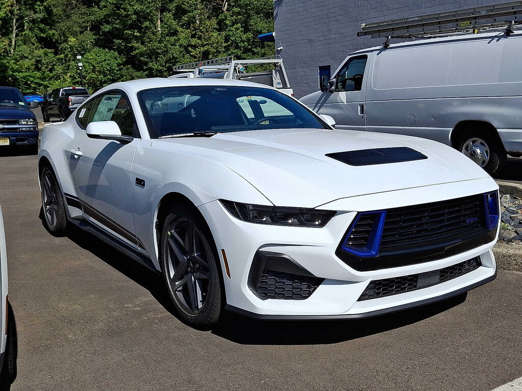 2025 Ford Mustang GT Fastback RWD