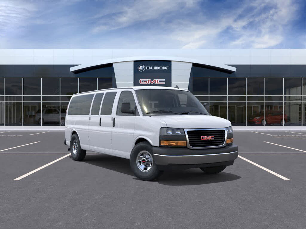 2025 GMC Savana LS 3500 RWD