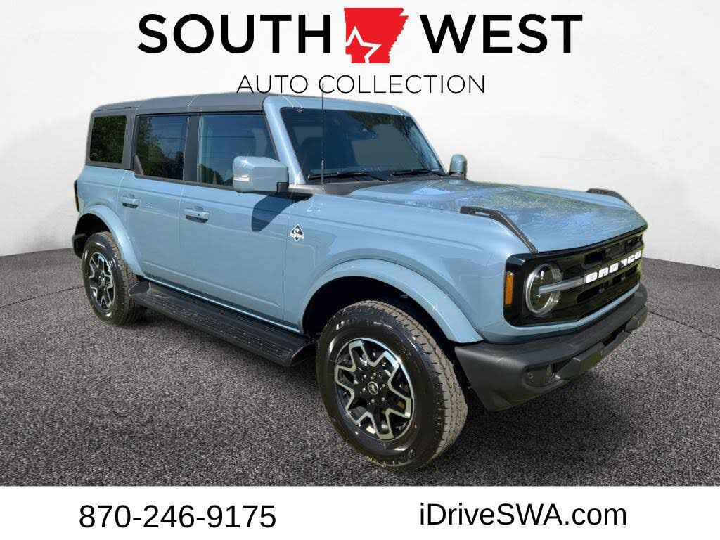 2025 Ford Bronco Outer Banks 4-Door 4WD