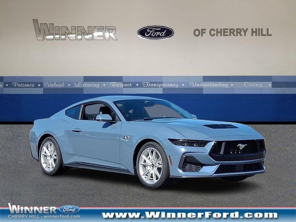 2025 Ford Mustang GT Premium Fastback RWD