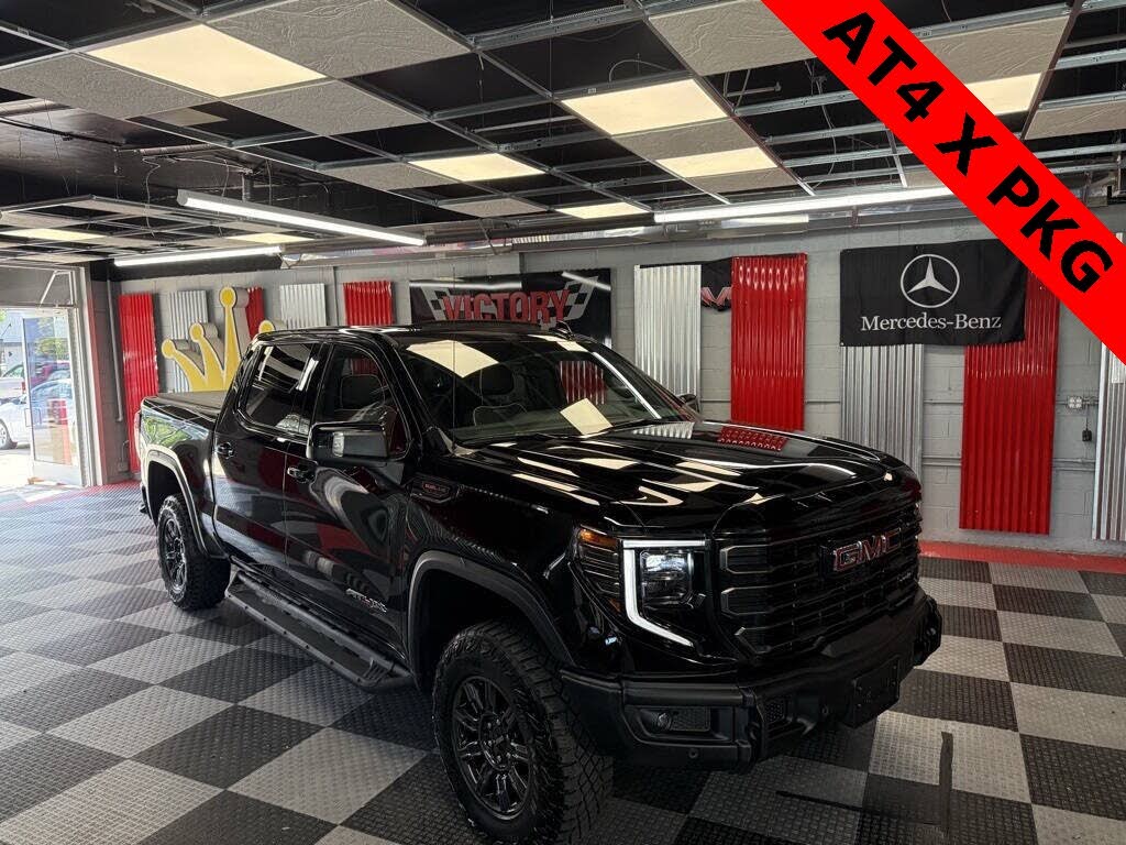 2024 GMC Sierra 1500 AT4X Crew Cab 4WD