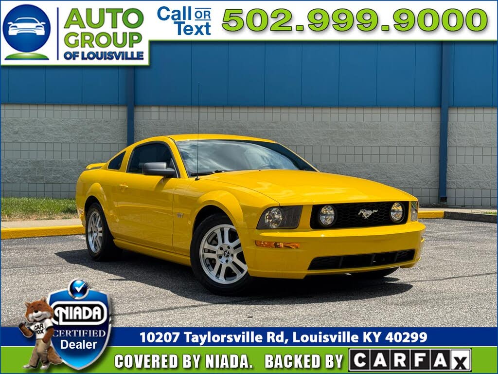 2006 Ford Mustang GT Deluxe Coupe RWD