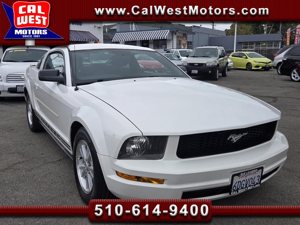 2008 Ford Mustang V6 Coupe RWD