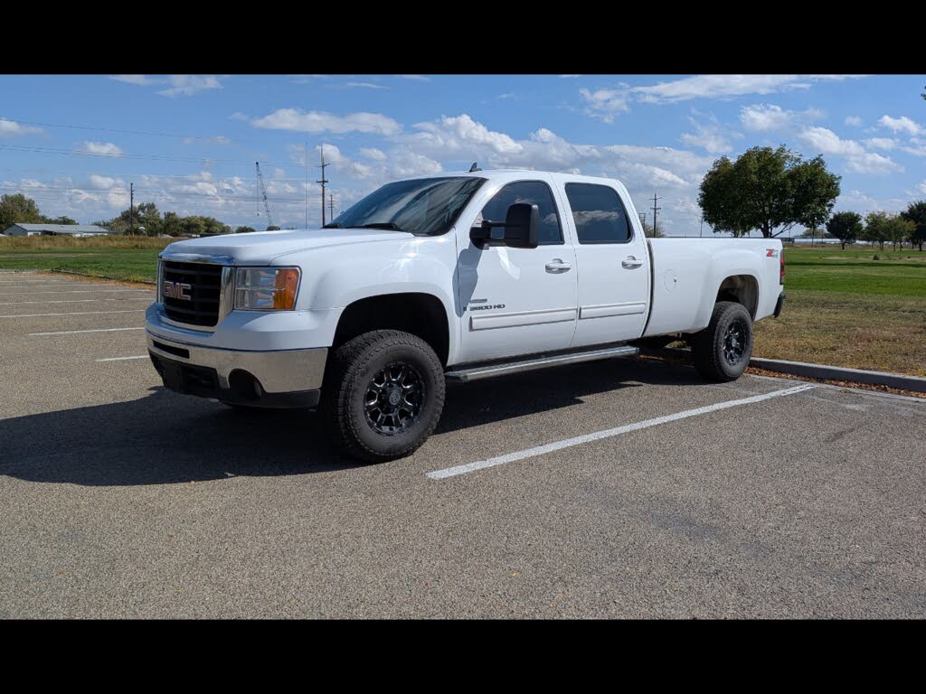 2008 GMC Sierra 3500HD SLT Crew Cab 4WD