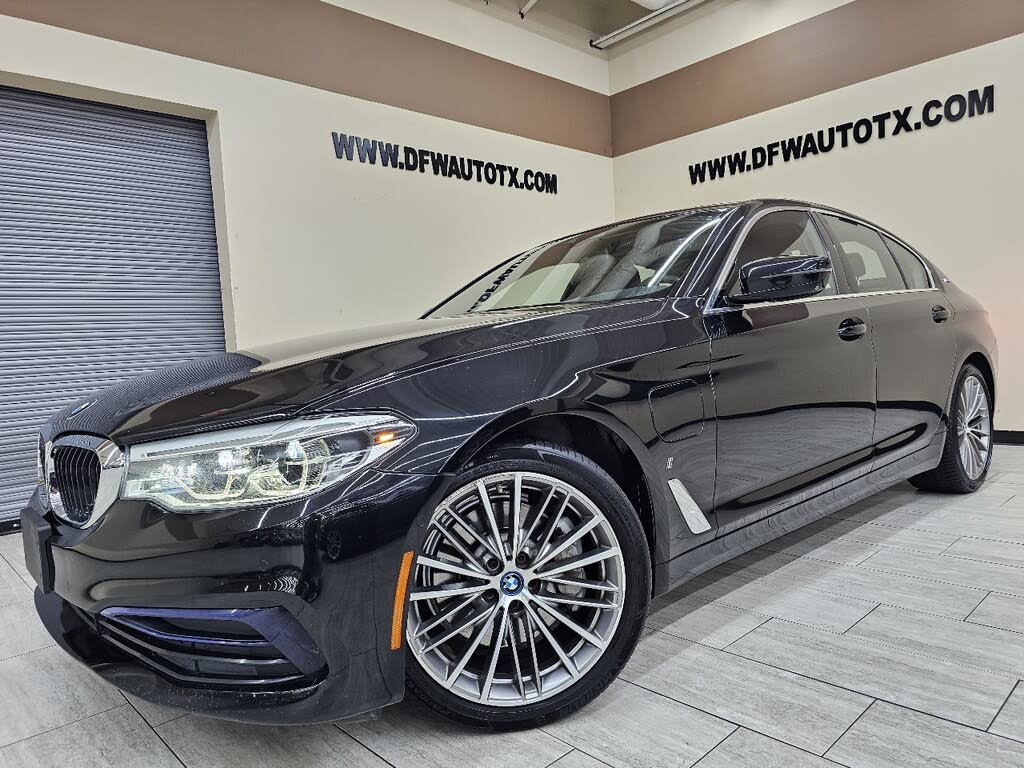 2019 BMW 5 Series 530e iPerformance Sedan RWD