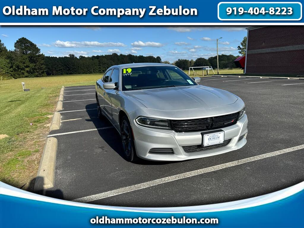 2019 Dodge Charger SXT RWD