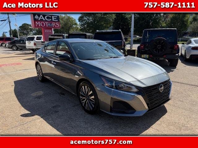 2024 Nissan Altima 2.5 SV FWD