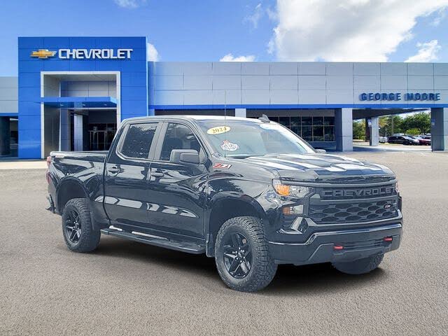 2024 Chevrolet Silverado 1500 Custom Trail Boss Crew Cab 4WD
