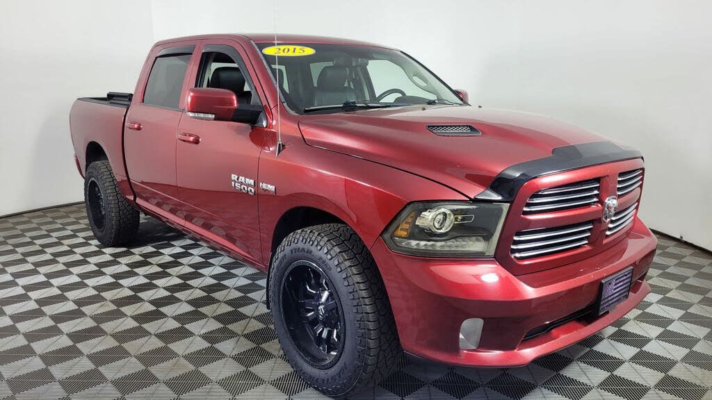 2015 RAM 1500 Sport Crew Cab 4WD