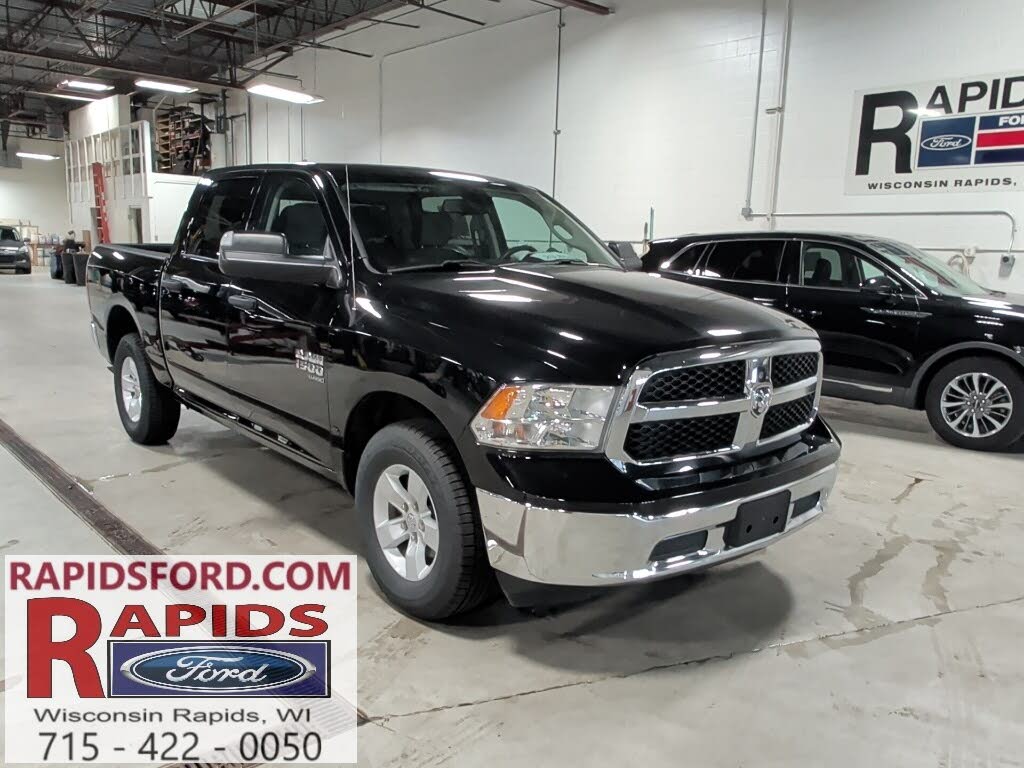 2023 RAM 1500 Classic SLT Crew Cab 4WD