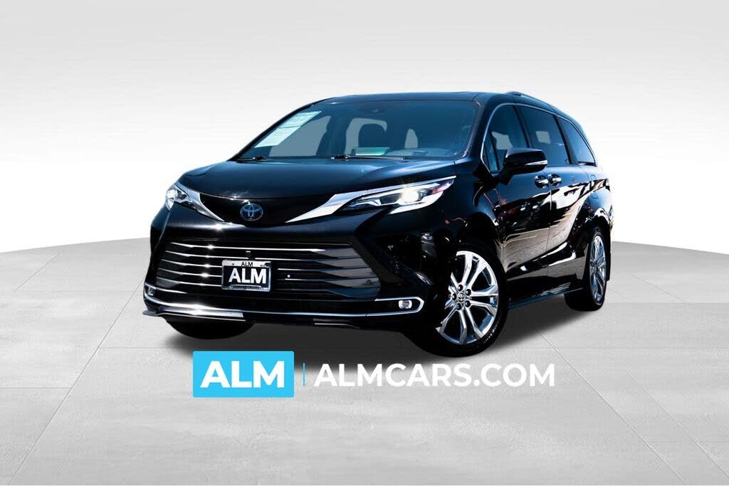 2023 Toyota Sienna Platinum 7-Passenger FWD
