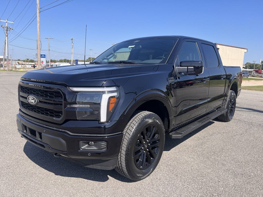 2025 Ford F-150 Lariat SuperCrew 4WD