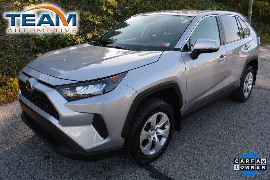 2022 Toyota RAV4 LE AWD