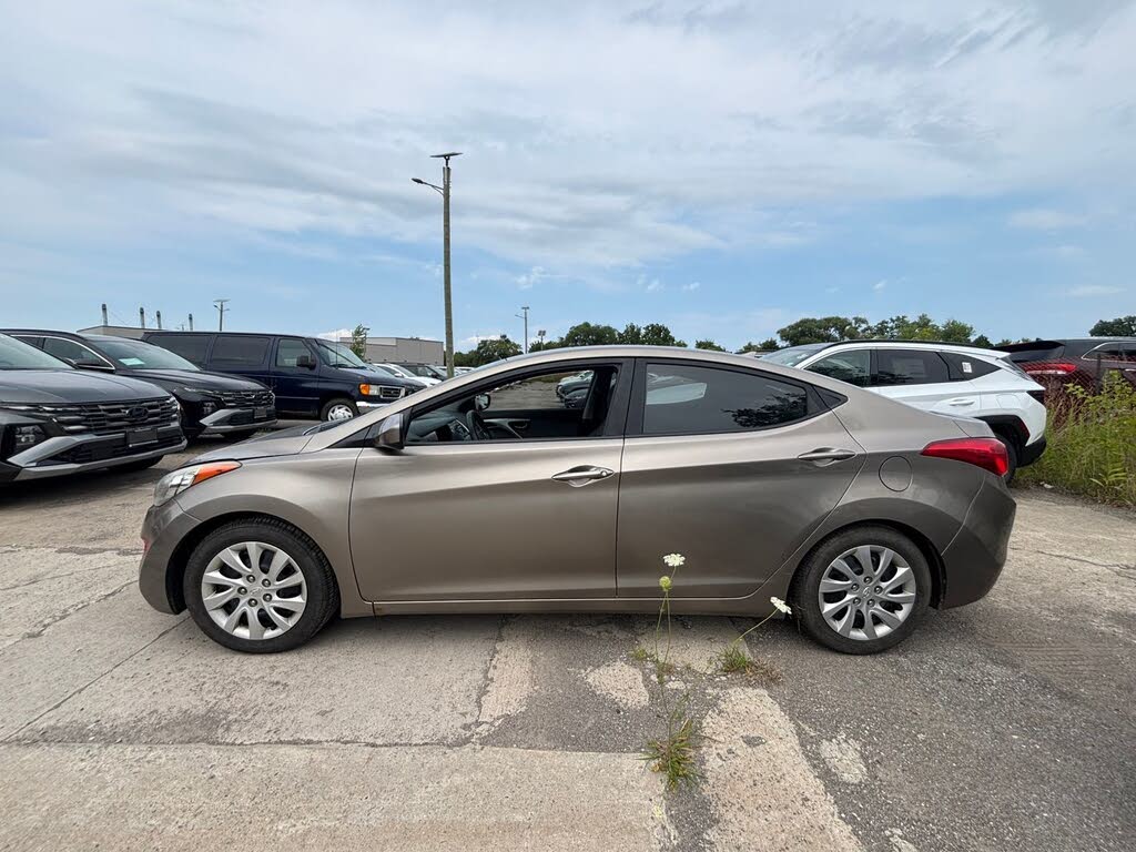 2013 Hyundai Elantra Limited FWD