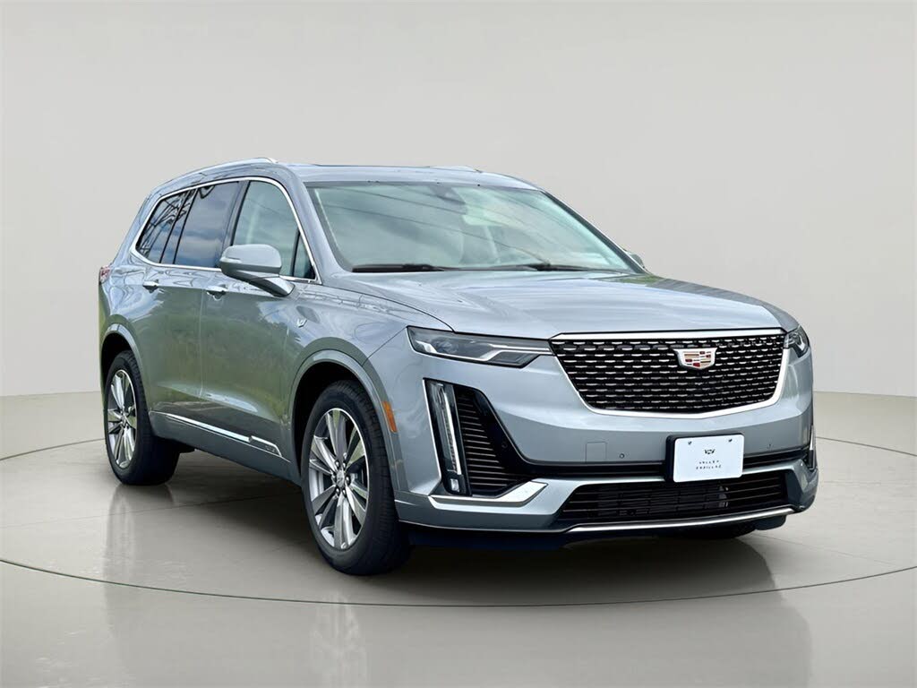 2025 Cadillac XT6 Premium Luxury FWD