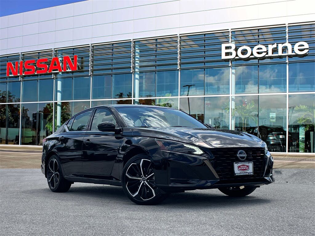 2025 Nissan Altima 2.5 SR FWD