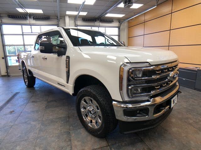 2026 Ford F-250 Super Duty Lariat Crew Cab 4WD