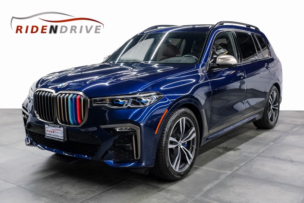 2022 BMW X7 M50i AWD