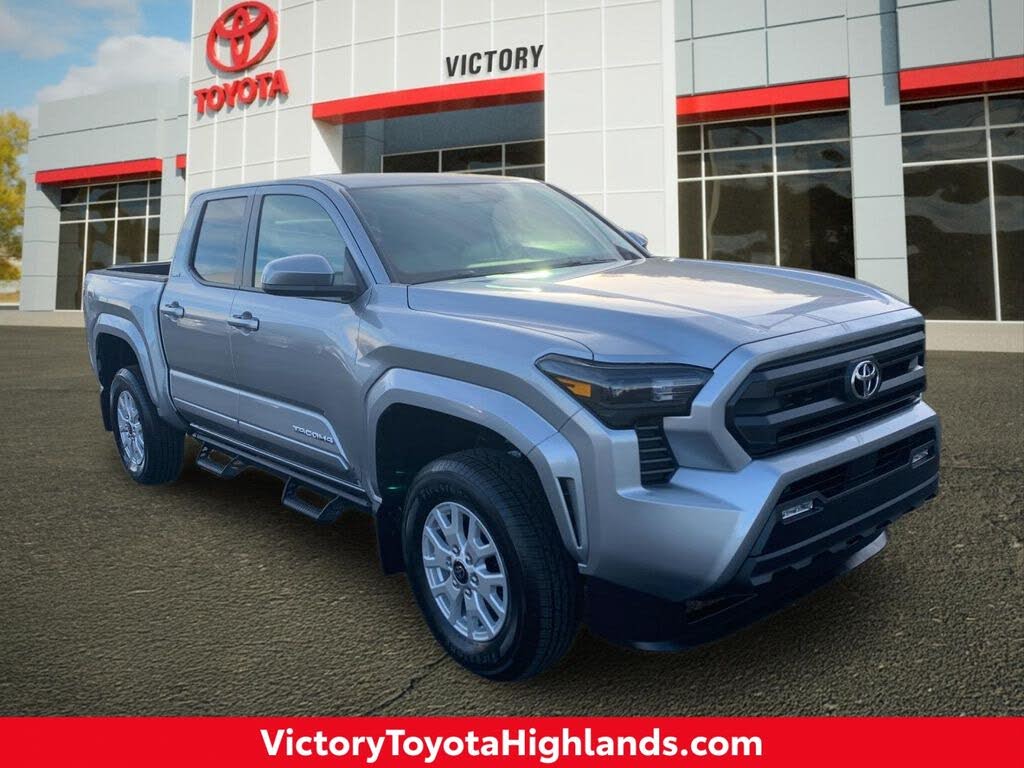 2025 Toyota Tacoma SR5 Double Cab 4WD