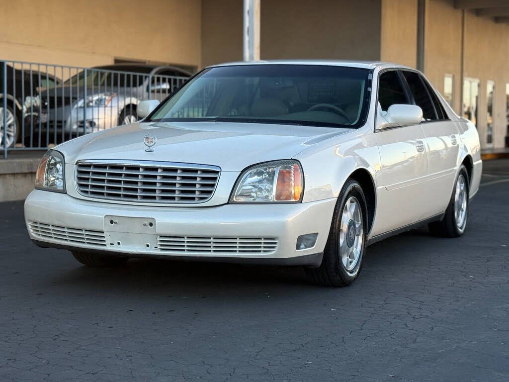 2002 Cadillac DeVille Sedan FWD