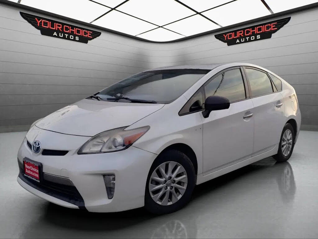 2013 Toyota Prius Plug-In Hybrid Advanced