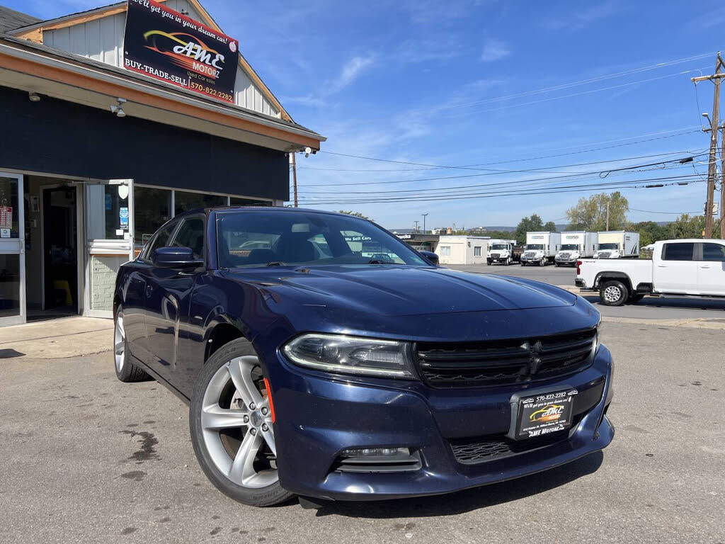 2017 Dodge Charger SXT RWD