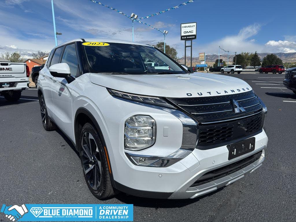 2023 Mitsubishi Outlander SE S-AWC
